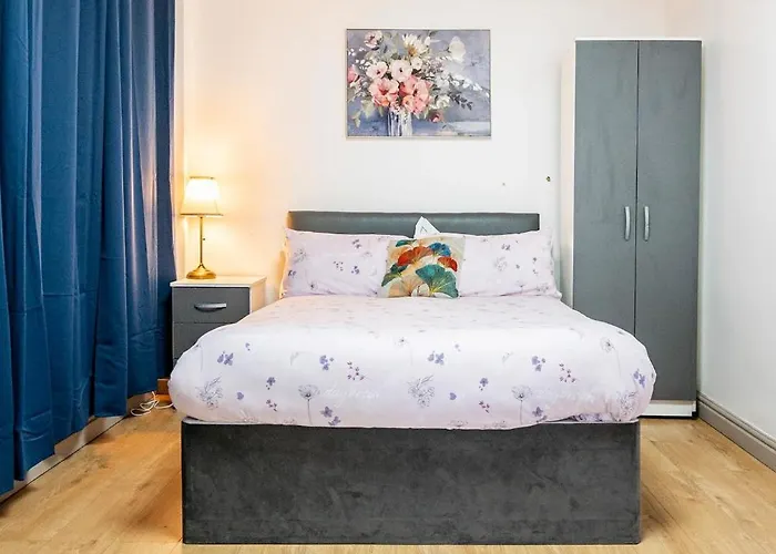 Birmingham City Centre Apartment Room Near China Town